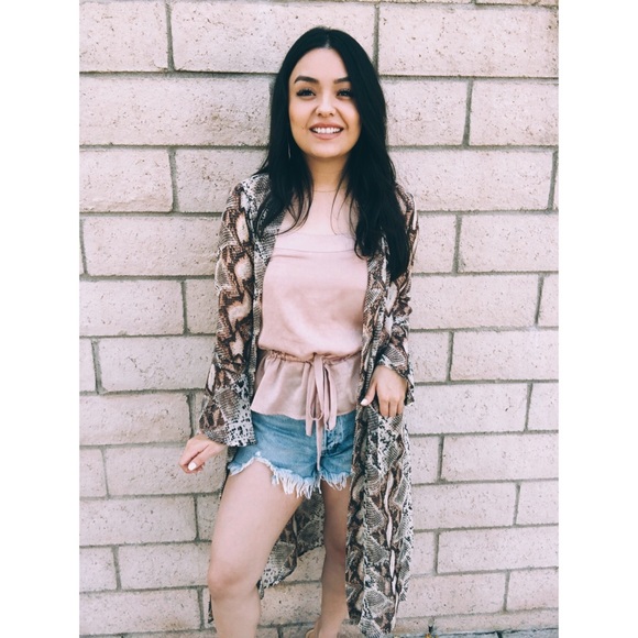 Vivian Duster - Picture 2 of 4